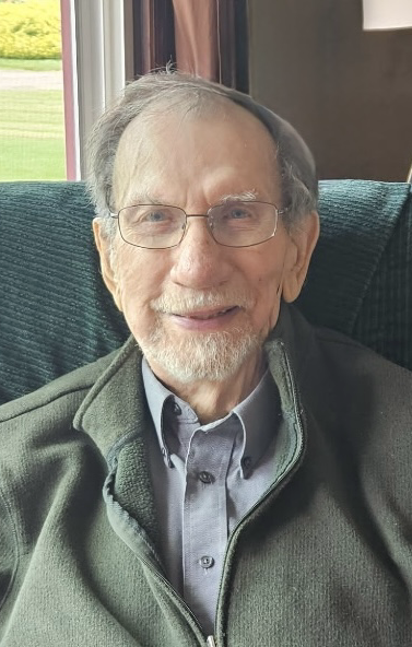 Obit_Photo_for_Maynard_Juell_cropped.png